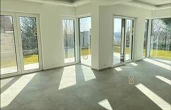 Kiadó Budapest III. kerületi családi ház hirdetés (95383377)