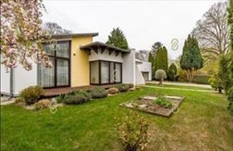 Eladó Budapest III. kerületi családi ház hirdetés (39446639)
