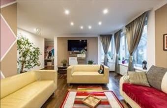 Eladó Budapest III. kerületi családi ház hirdetés (82224147)