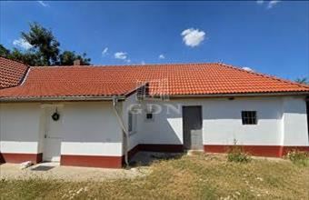 Eladó Sobori családi ház hirdetés (96387748)