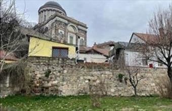 Eladó Esztergomi házrész hirdetés (13529744)