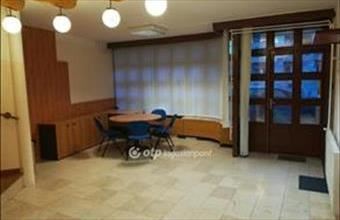 Eladó Szolnoki iroda lakásban hirdetés (33914464)