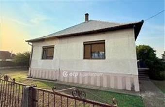 Eladó Kálmánházai családi ház hirdetés (52944443)