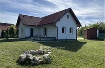 Eladó Balatonvilágosi családi ház hirdetés (92499753)