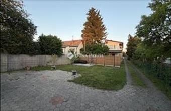 Eladó Budapest XVI. kerületi tégla lakás hirdetés (38342595)