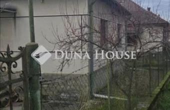 Eladó Becskei családi ház hirdetés (12946518)