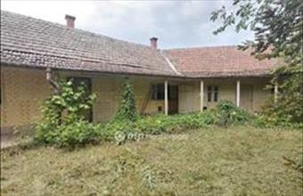 Eladó Jászberényi családi ház hirdetés (43747434)