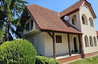 Eladó Látrányi családi ház hirdetés (82834744)