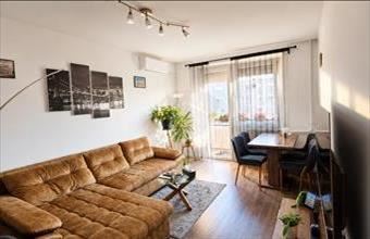 Eladó Budapest XV. kerületi panel lakás hirdetés (77334762)