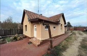 Eladó Hajdúsámsoni családi ház hirdetés (91773992)