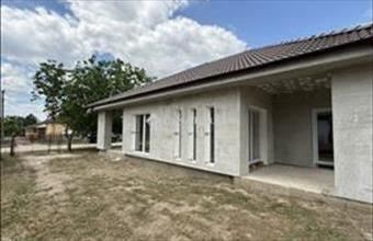 Eladó Pusztaszabolcsi családi ház hirdetés (27349379)