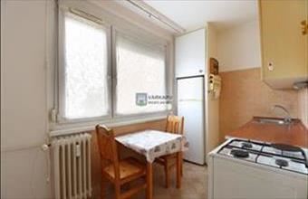 Eladó Székesfehérvári panel lakás hirdetés (39353383)