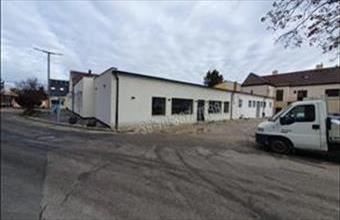 Kiadó Komáromi egyéb üzlethelyiség hirdetés (94346294)