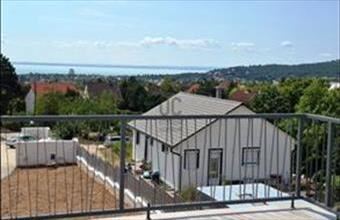 Eladó Balatonalmádi tégla lakás hirdetés (41789346)