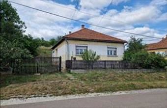 Eladó Szuhogyi családi ház hirdetés (58744649)