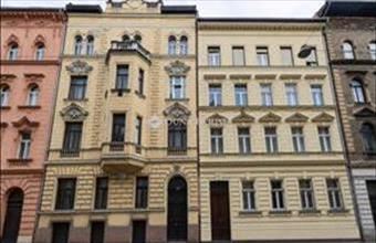 Eladó Budapest VI. kerületi tégla lakás hirdetés (87944493)