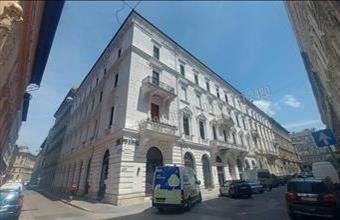 Kiadó Budapest V. kerületi iroda irodaházban hirdetés (47513972)