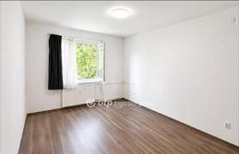 Eladó Budapest XIII. kerületi csúsztatott zsalus lakás hirdetés (27995422)