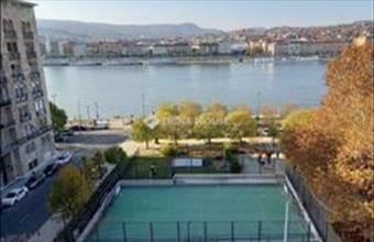 Kiadó Budapest V. kerületi tégla lakás hirdetés (13963721)