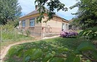 Eladó Csörnyeföldi családi ház hirdetés (64663731)