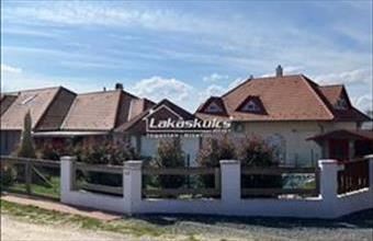 Eladó Cserszegtomaji családi ház hirdetés (55365739)