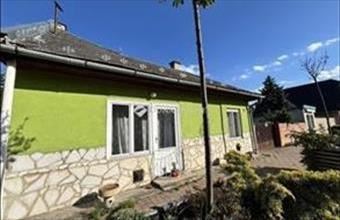 Eladó Veresegyházi családi ház hirdetés (93636529)
