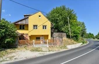 Eladó Nyergesújfalui hétvégi ház hirdetés (83428786)