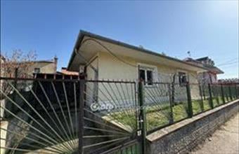Eladó Budapest XXI. kerületi családi ház hirdetés (82995572)