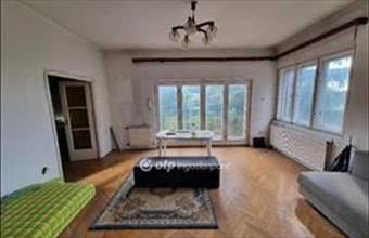 Eladó Budapest III. kerületi családi ház hirdetés (93492147)