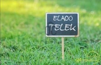Eladó Ceglédi lakóövezeti telek hirdetés (23334473)