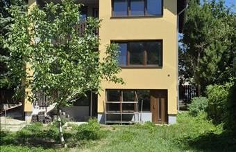 Eladó Budapest II. kerületi családi ház hirdetés (73823444)