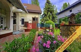 Eladó Budapest IV. kerületi családi ház hirdetés (84399344)