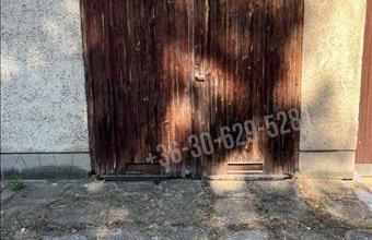 Eladó Tatai egyedi garázs hirdetés (53438525)