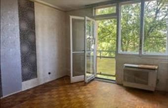 Eladó Gödöllői tégla lakás hirdetés (38748536)