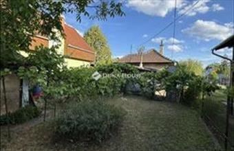 Eladó Dunakeszi családi ház hirdetés (23375474)