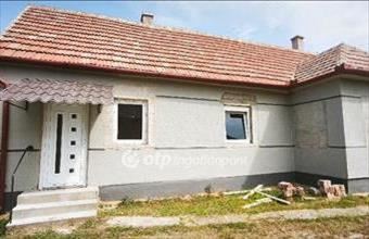 Eladó Nyírkarászi családi ház hirdetés (62358972)