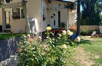 Eladó Pilisvörösvári családi ház hirdetés (65534434)
