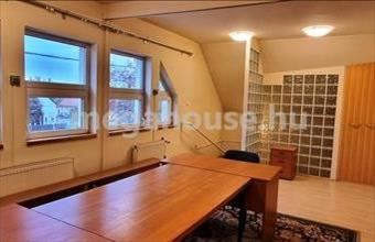 Kiadó Budaörsi üzlethelyiség utcafronton hirdetés (43536939)