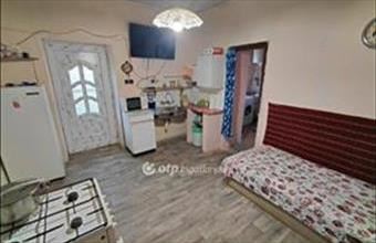 Eladó Mezőtárkányi családi ház hirdetés (28242693)