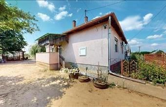 Eladó Szakolyi családi ház hirdetés (74349974)