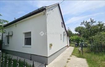 Eladó Budapest XVIII. kerületi családi ház hirdetés (34764389)