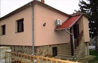 Kiadó Pécsi családi ház hirdetés (43777722)