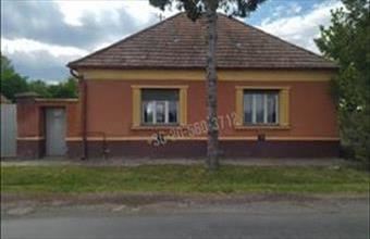 Eladó Egyházaskeszői családi ház hirdetés (37751647)