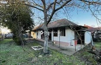 Eladó Tápiószecsői családi ház hirdetés (42689548)