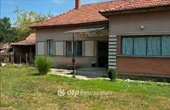 Eladó Mezőkovácsházai családi ház hirdetés (47687574)