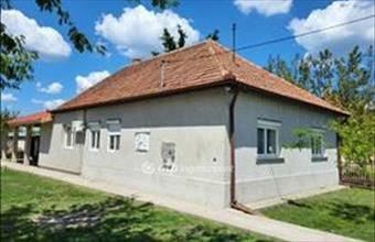 Eladó Jászboldogházai családi ház hirdetés (24738733)