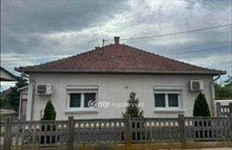 Eladó Jászboldogházai családi ház hirdetés (52177513)
