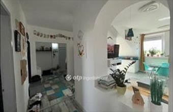 Eladó Békéscsabai egyéb lakás hirdetés (43967329)