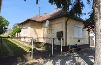Eladó Balatonmáriafürdői hétvégi ház hirdetés (23359335)