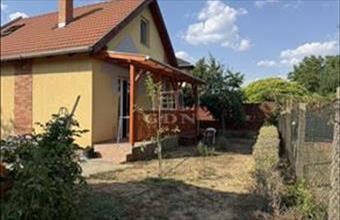 Eladó Gyömrői tégla lakás hirdetés (75737345)